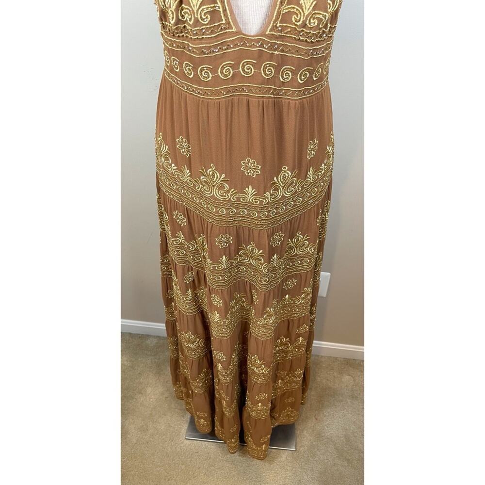 ALICE + OLIVIA Karolina Embroidered Gold and Camel Tiered Maxi Dress Size 10 - Picture 7 of 11